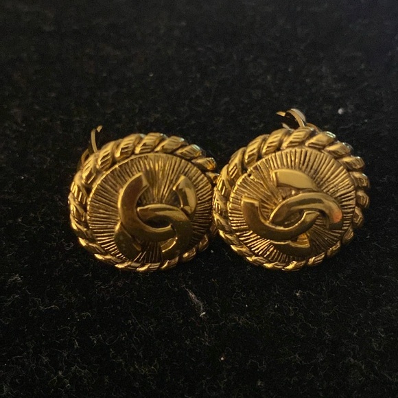 Chanel Clip Earrings - Picture 7 of 10